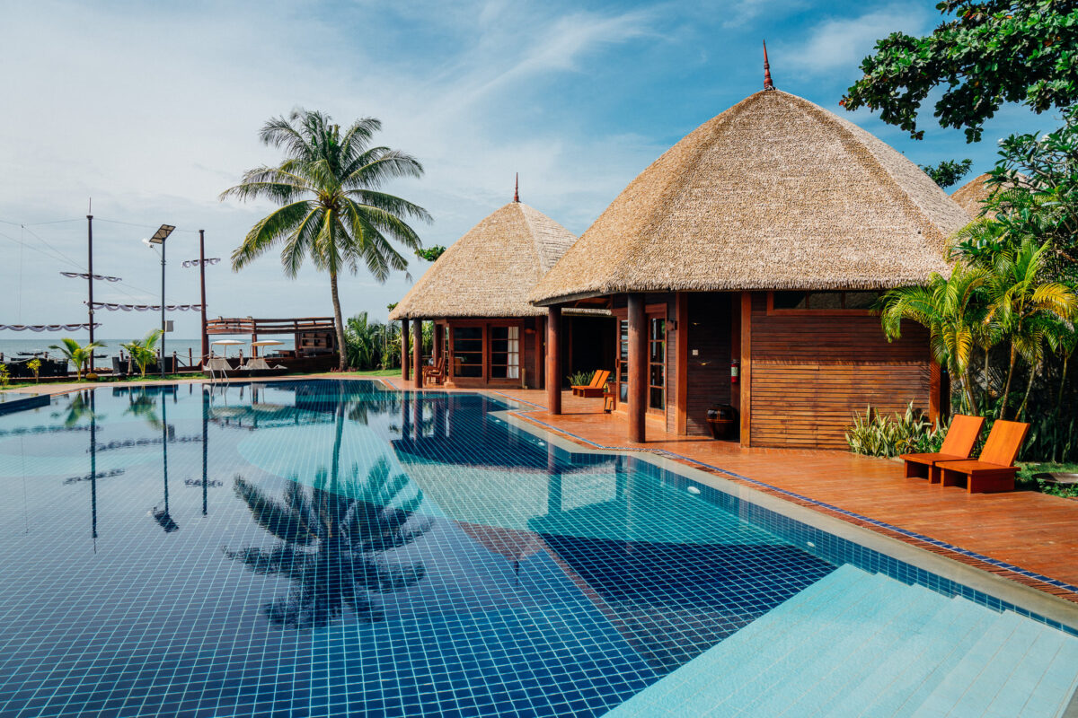 5-bed room pool villa