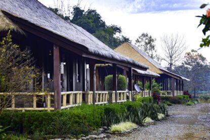 MOUNTAIN LODGE
